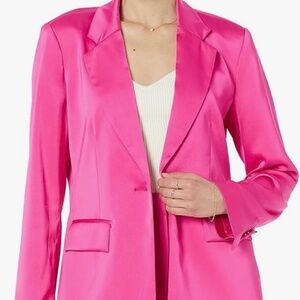 Woman’s Zeke Silky Stretch Blazer